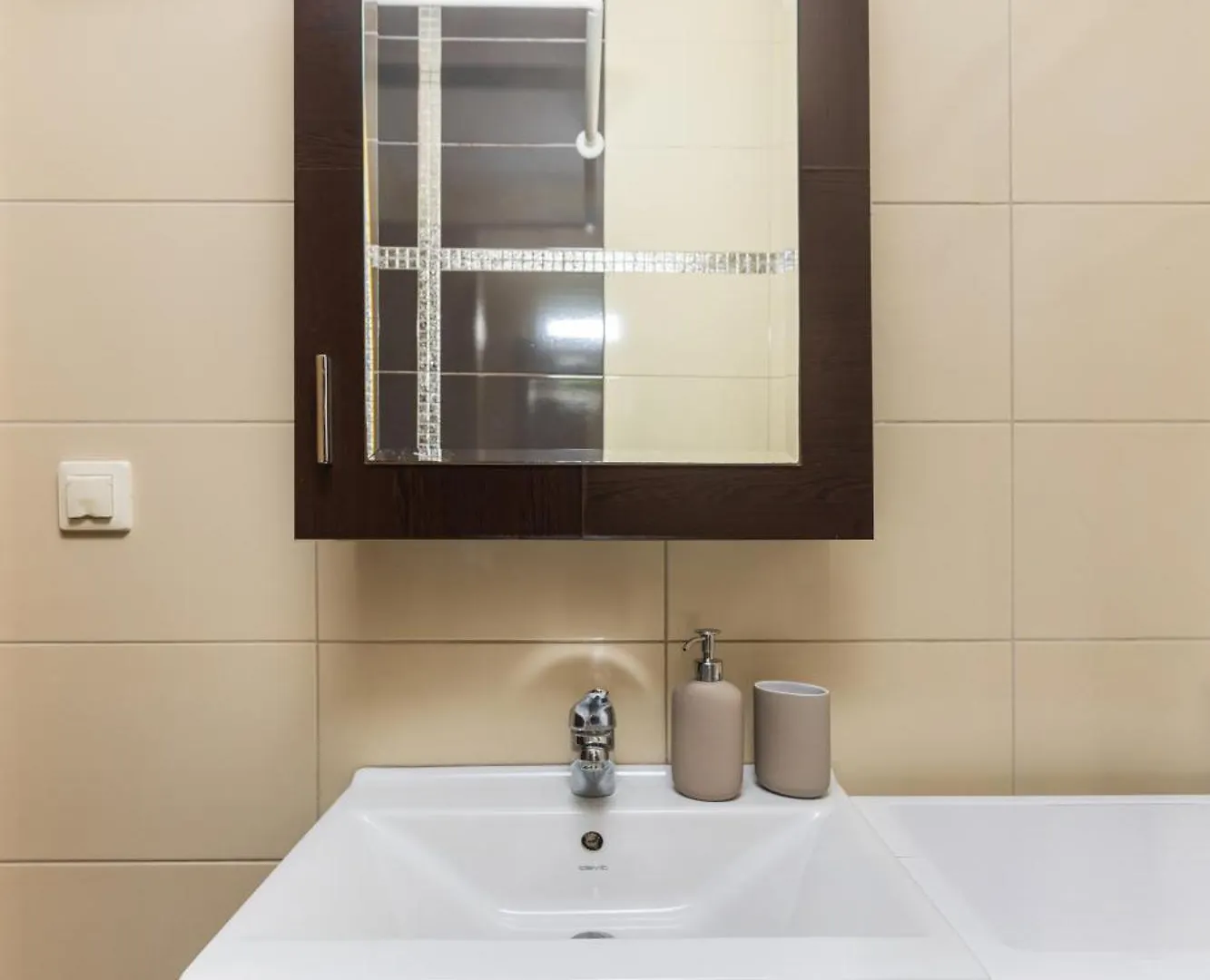 Retro Apartment In The City Center By Binobi! Thessaloniki Greece
