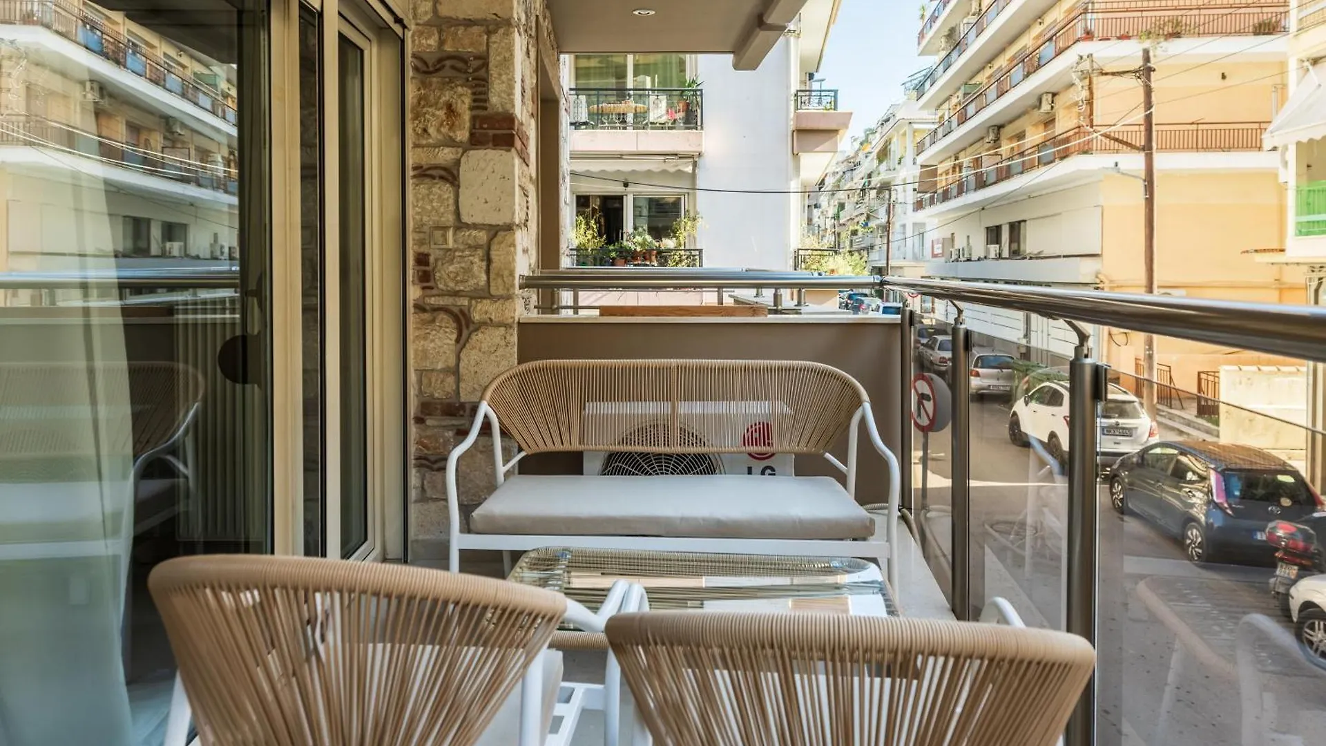 Retro Apartment In The City Center By Binobi! Thessaloniki